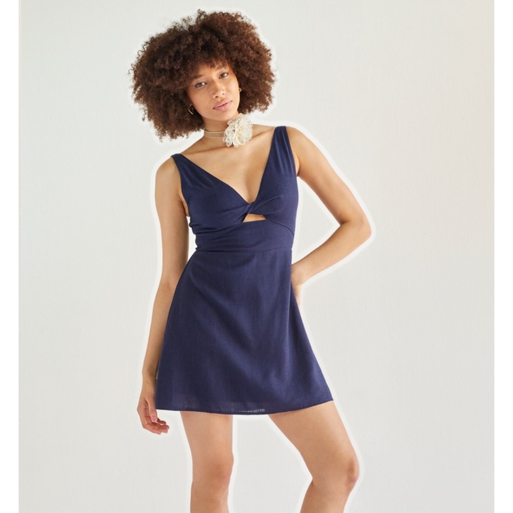 Francesca’s miami Stella Knotted Front Navy Mini Dress (Large)